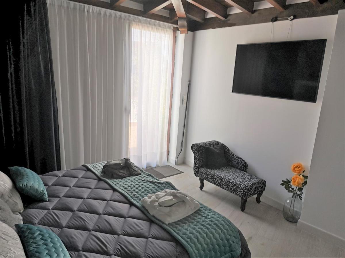 Fg Albayzin Apartamento Deluxe Con Terraza Vistas Y Parking Gratis Apartment Granada Exterior photo