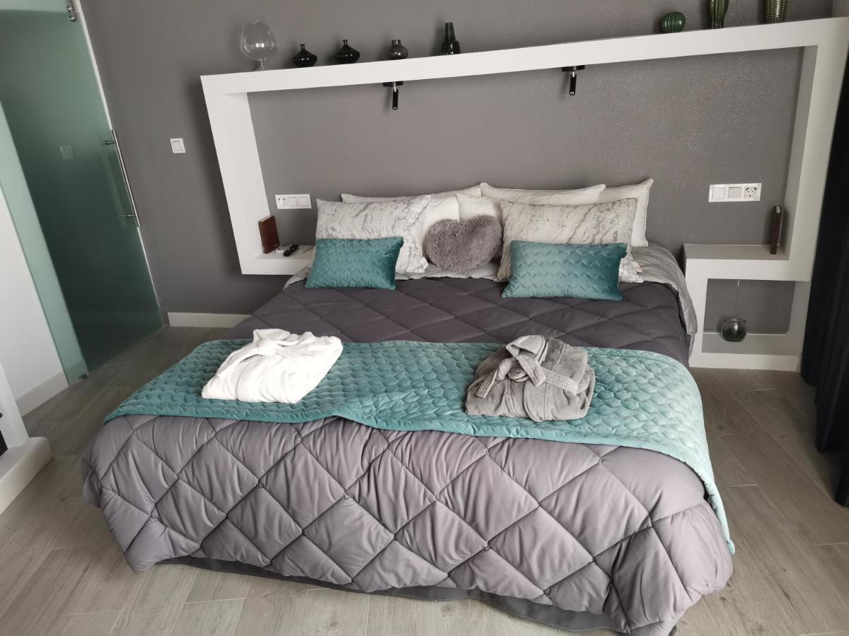 Fg Albayzin Apartamento Deluxe Con Terraza Vistas Y Parking Gratis Apartment Granada Exterior photo