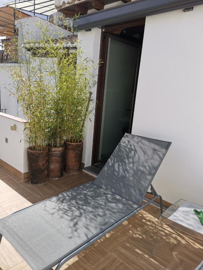 Fg Albayzin Apartamento Deluxe Con Terraza Vistas Y Parking Gratis Apartment Granada Exterior photo